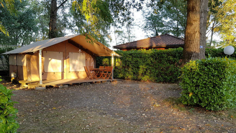 Location de tente lodge en Ardèche Verte